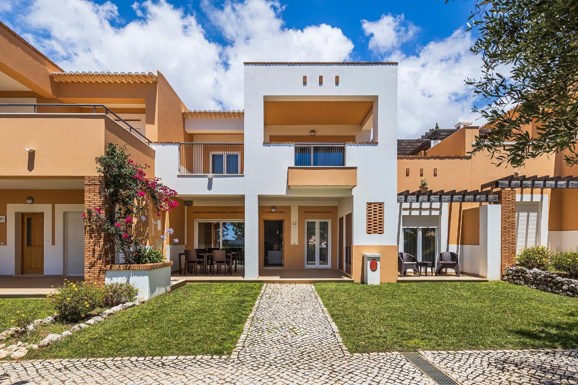 Vale Da Ribeira Residences 4*