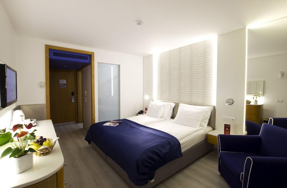 Hotel The Views Monumental Funchal (Madeira)