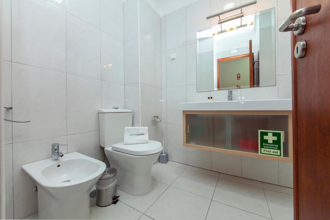 A36 - Avenue Flat In Apartment Lagos