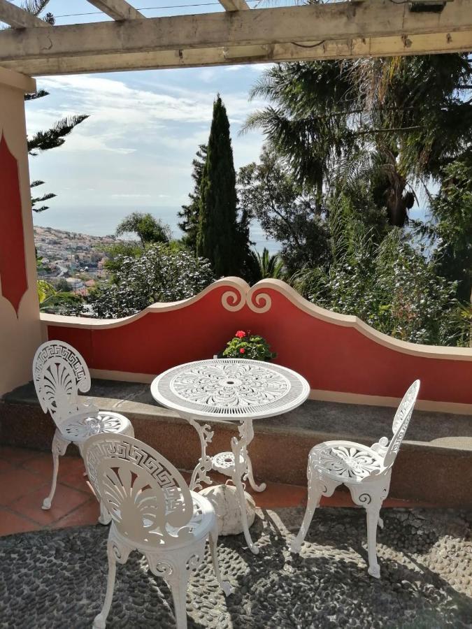 A Casa Do Caseiro 2* Funchal (Madeira)