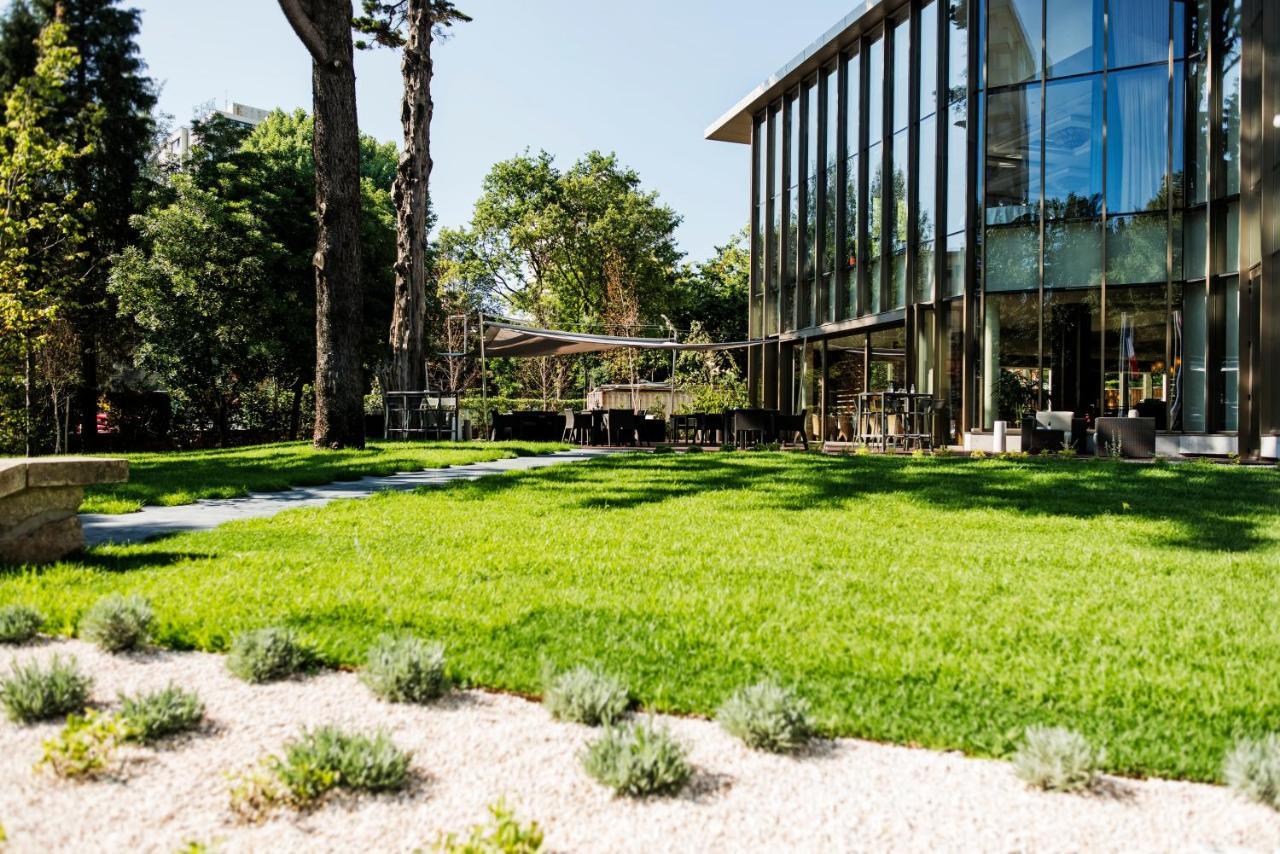 Crowne Plaza By Ihg Hotel 5*