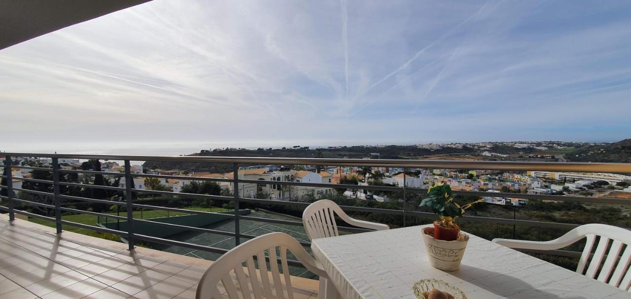 Costa Apartment *