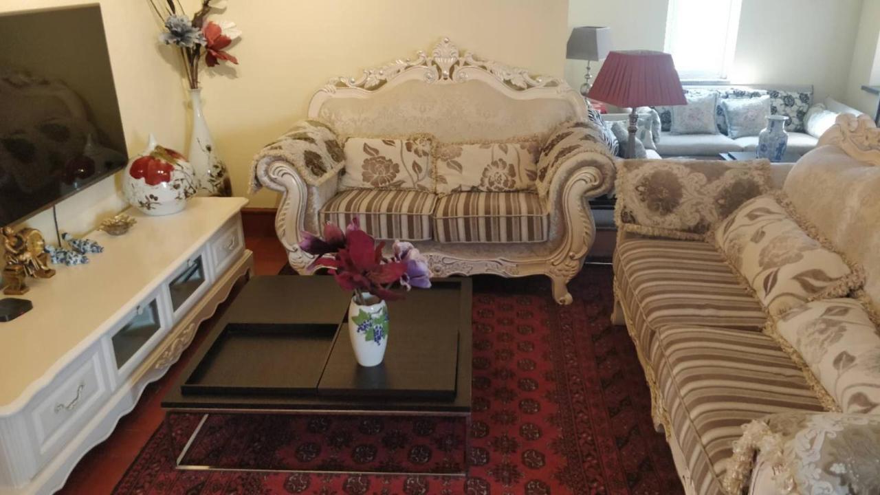 Casa Birre Guesthouse Guest house Cascais