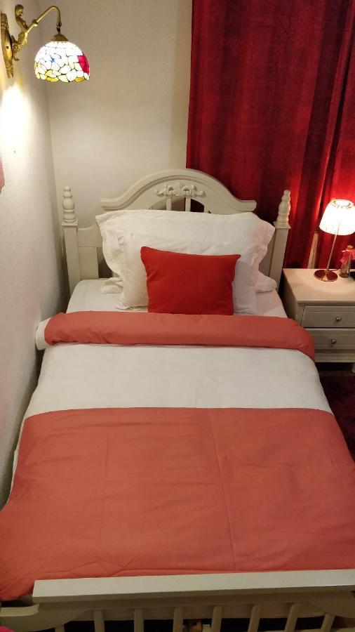 Casa Birre Guesthouse Guest house Cascais