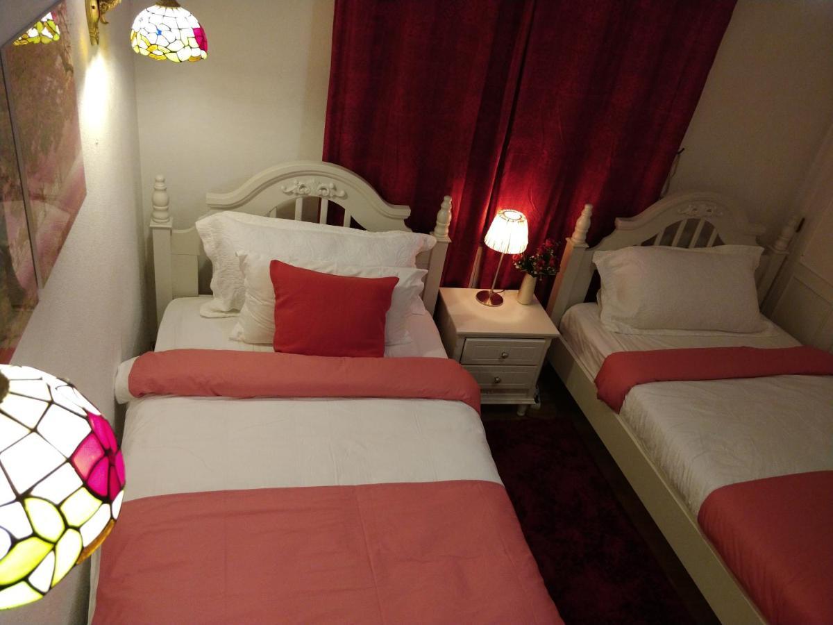 Casa Birre Guesthouse Guest house Cascais