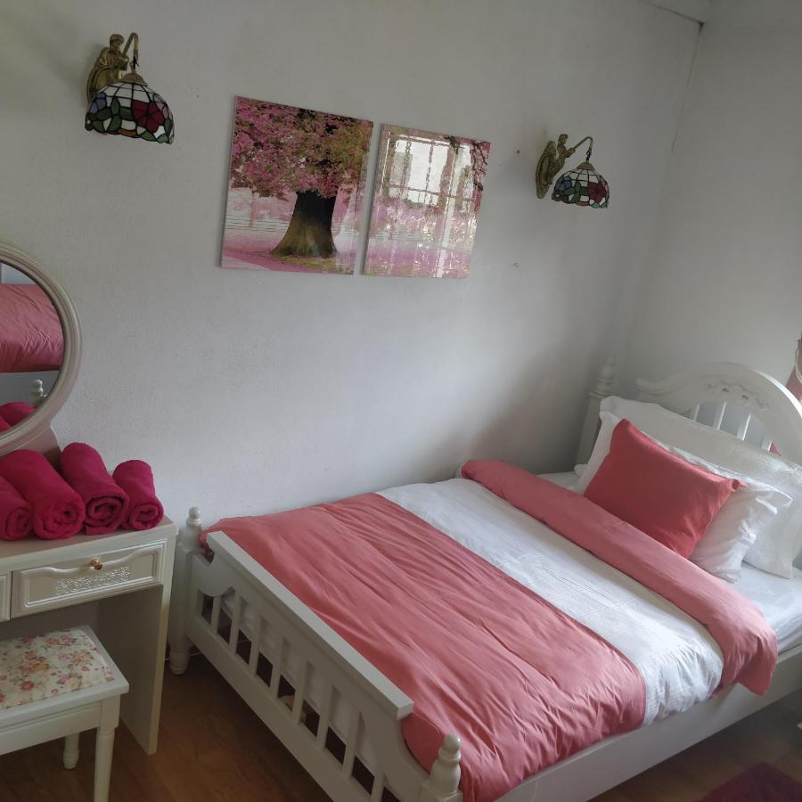 Casa Birre Guesthouse Guest house Cascais