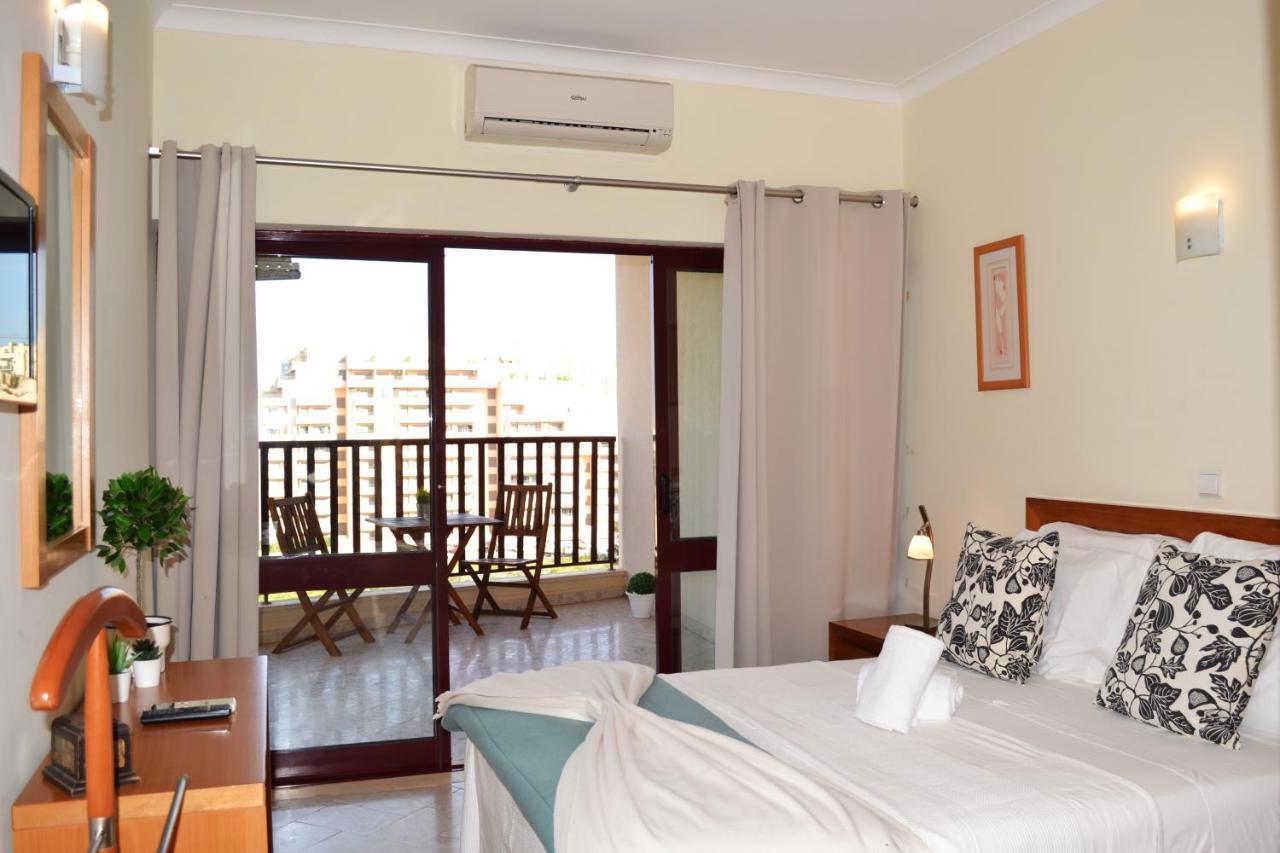 Clube Mar Flats *