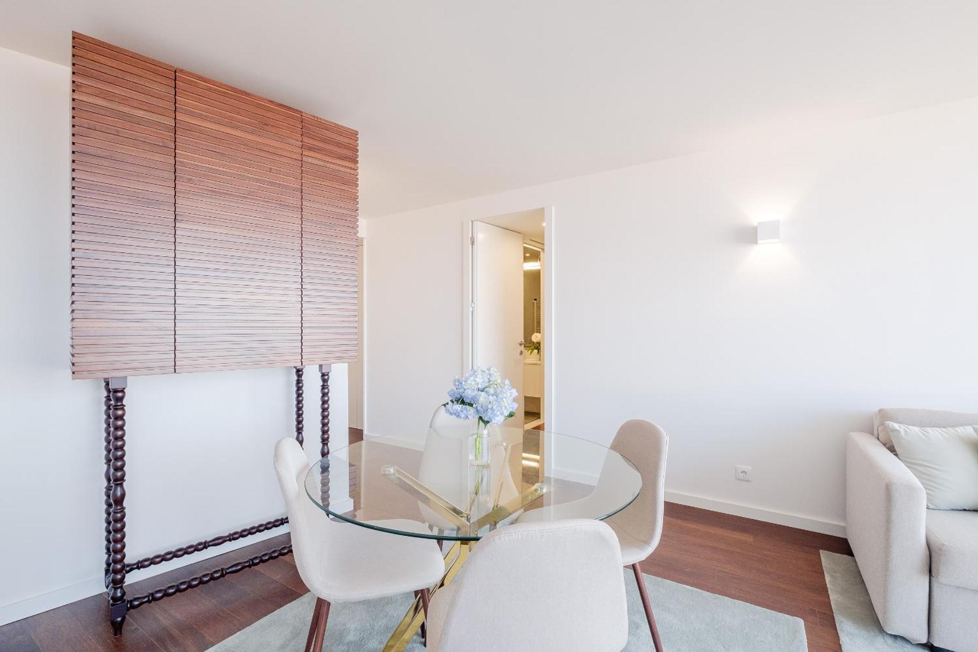 Boutique Rentals- Bliss By The Sea Apt- Ocean Views In Foz * Oporto