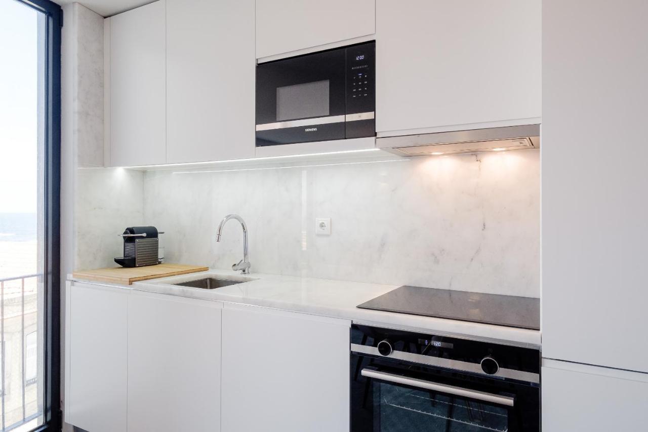 Boutique Rentals- Bliss By The Sea Apt- Ocean Views In Foz * Oporto