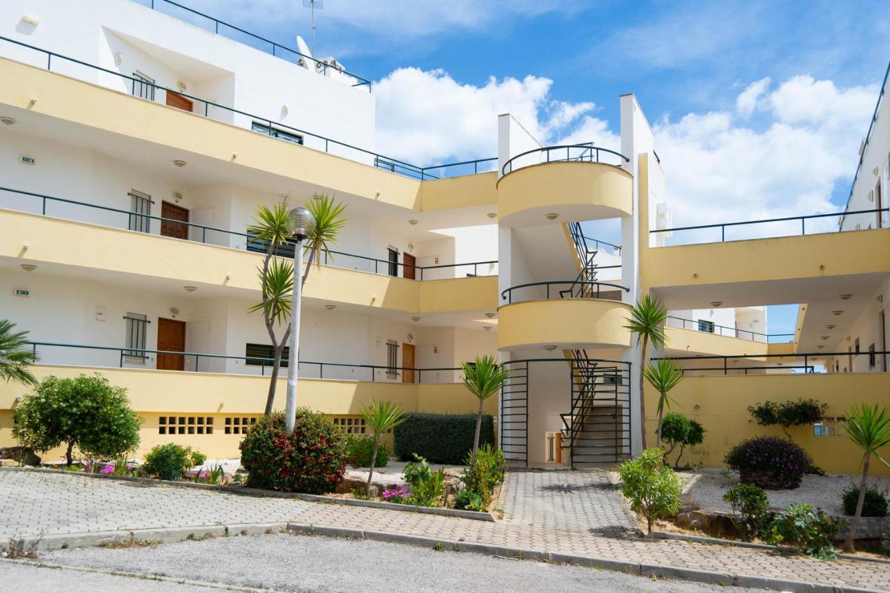 Clube Meia Aparthotel Lagos