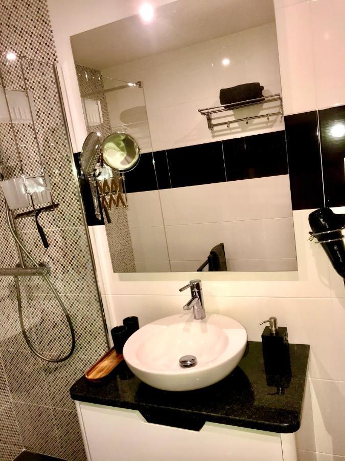T1 Marina Park Vista Mar Apartment Lagos