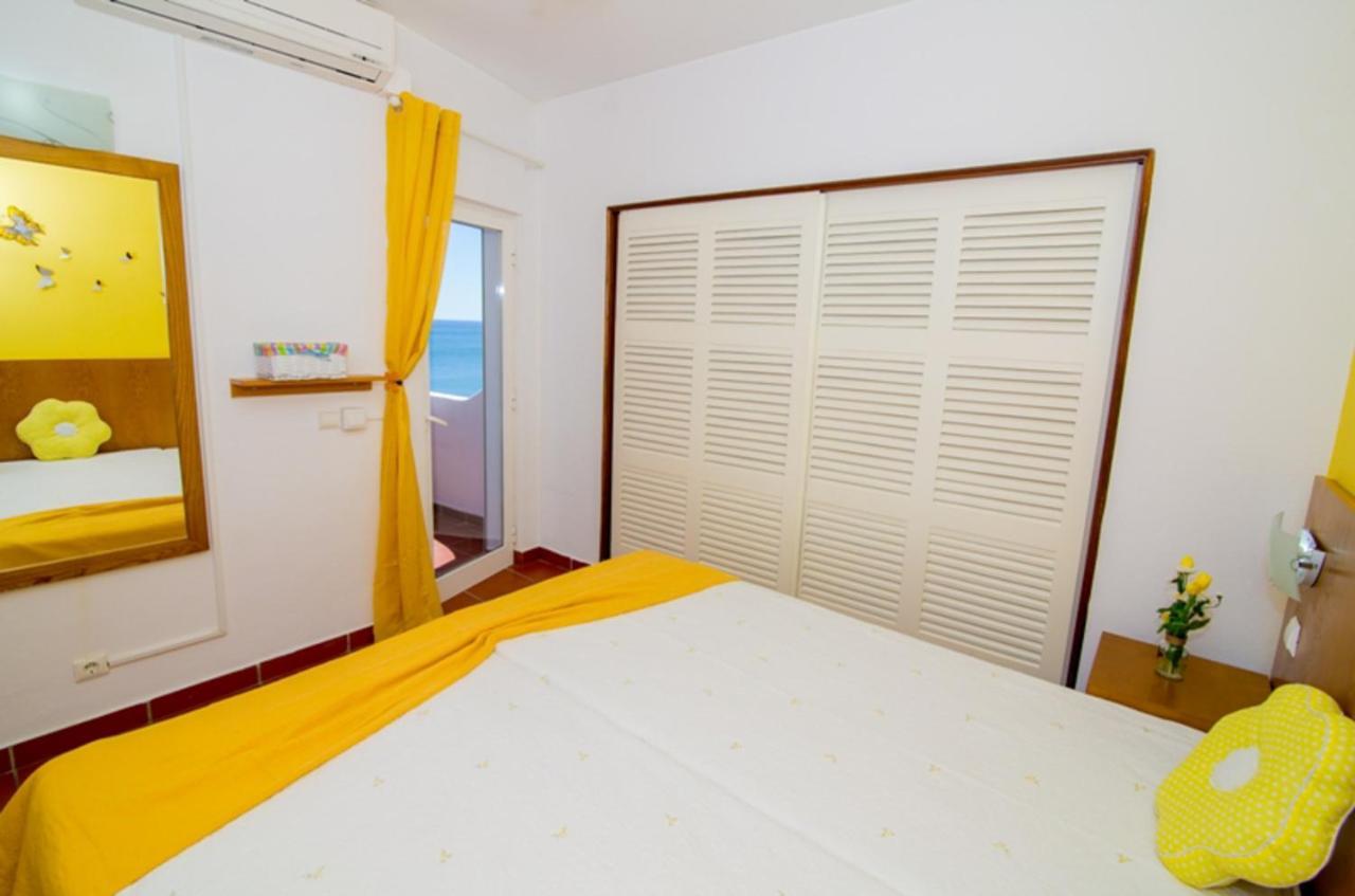 Pe Na Praia By Ocvillas *