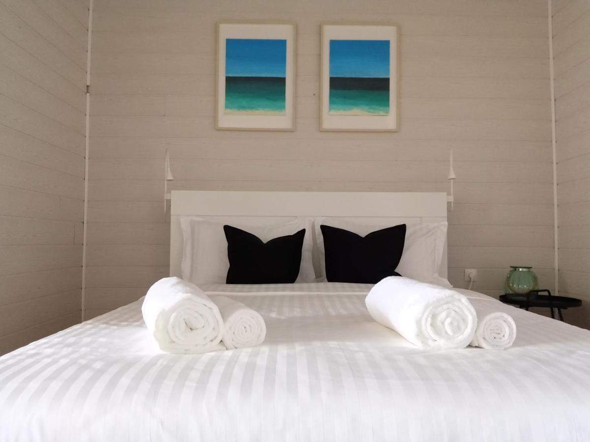 Beachfront Porto De Mos -