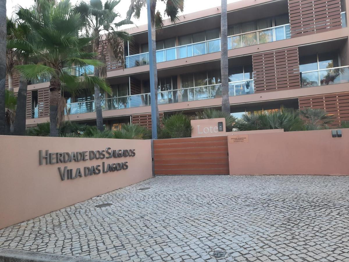Apartment Salgados By The