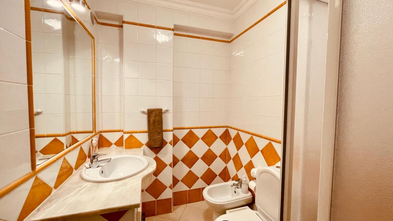 Bicos U By Check-in Portugal * Albufeira