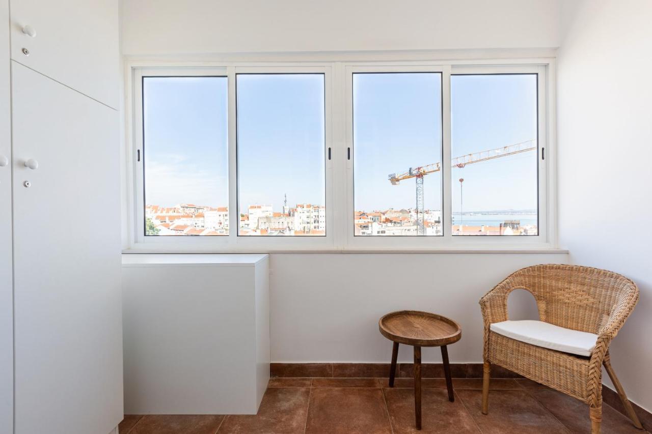 White & Blue Vintage In Graca Appartement *