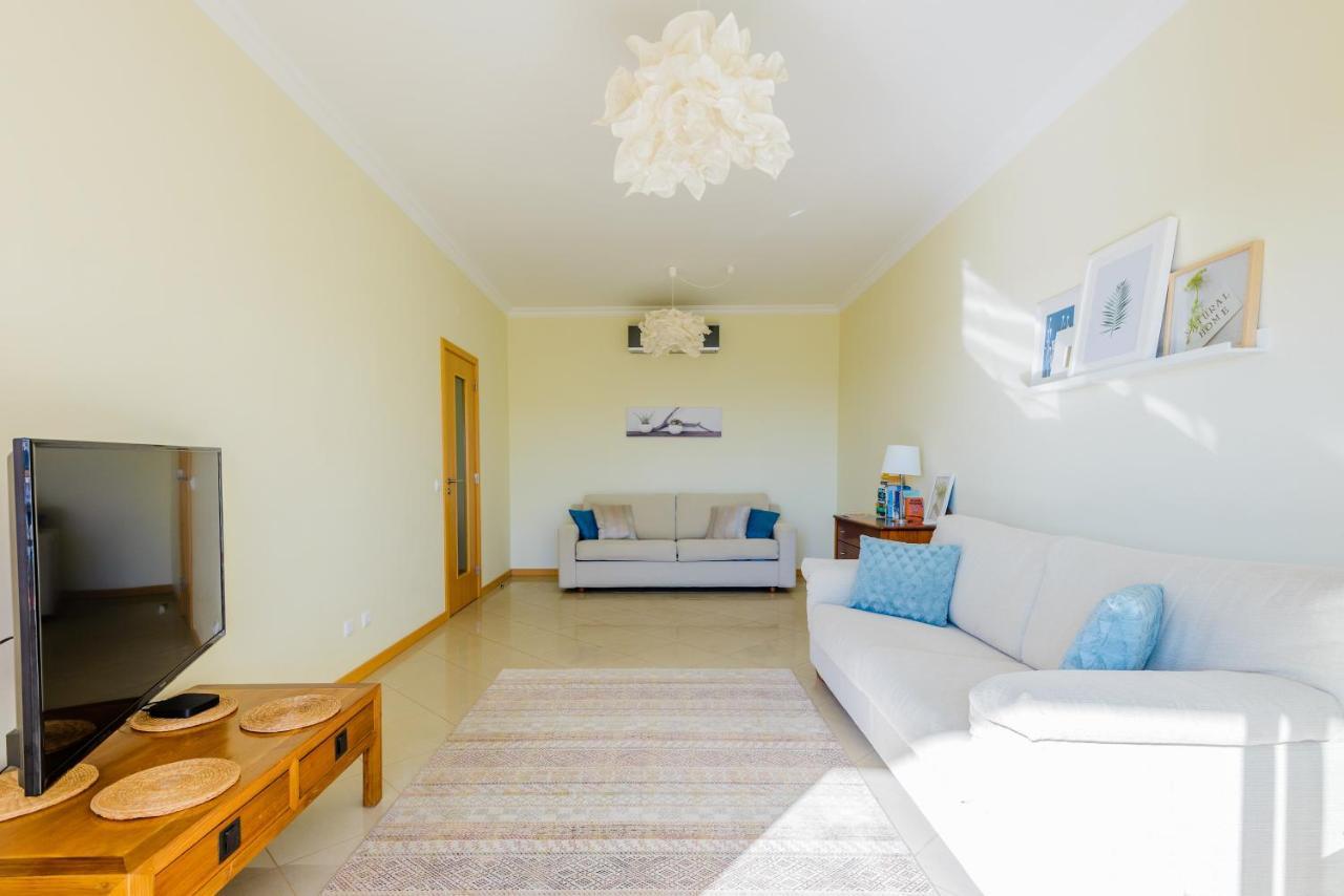 Homes Ocean View With Lovely Terrace, 2 Swimming Pools & Tennis Court Albufeira