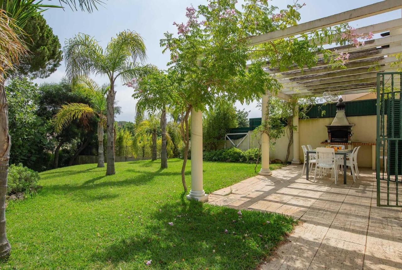 Jardin Villa *