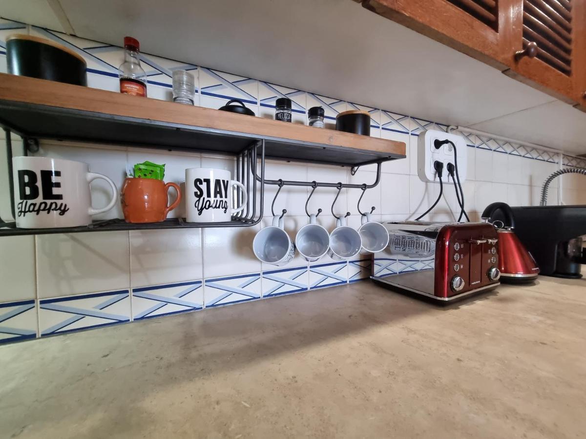 Main Avenue Albufeira, Walk To Beach, Old Town, Shooping, Location Apartamento