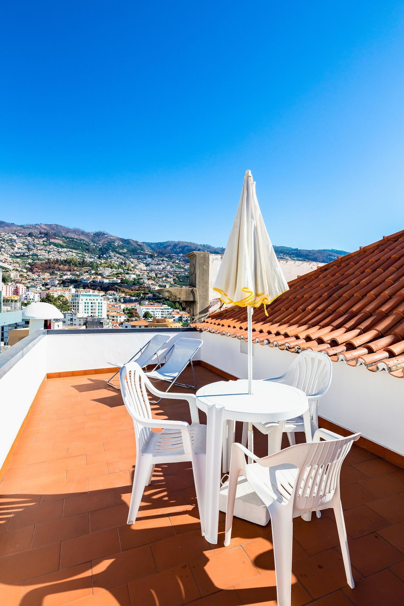 Monte Carlo Hotel Funchal (Madeira)