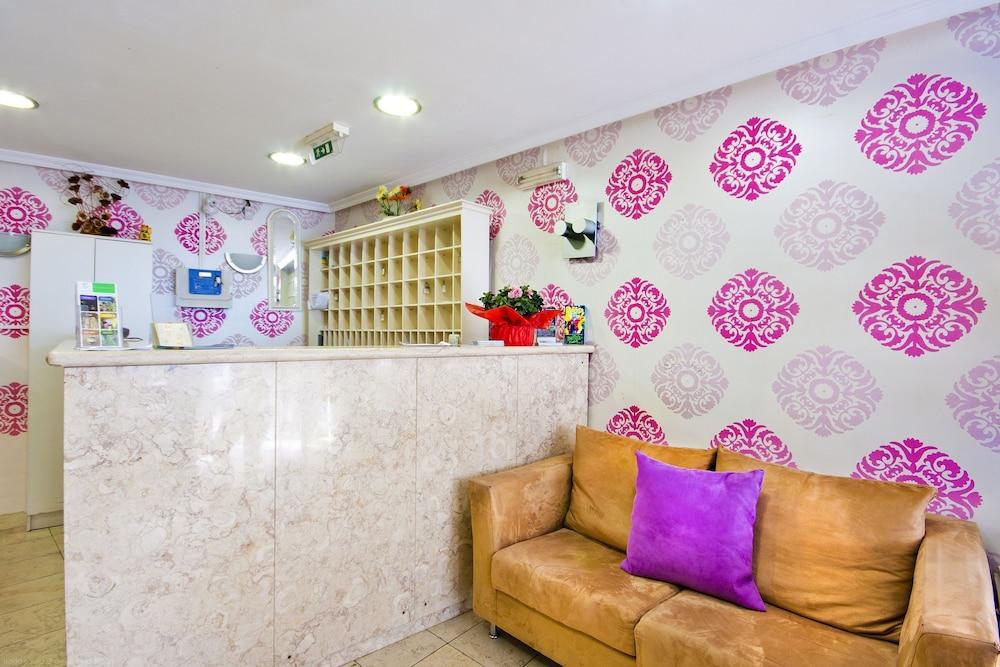 Residencial Colombo Bed and breakfast