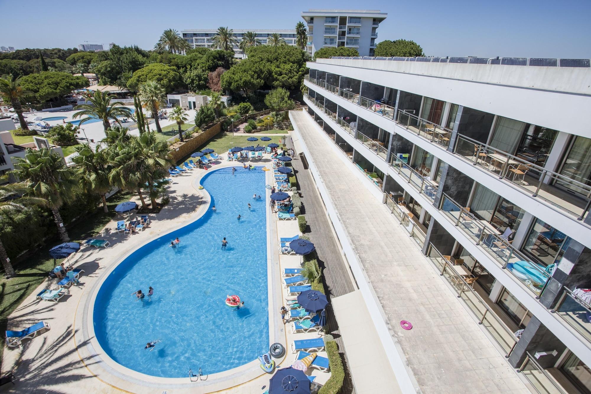 Alfagar Alto Da Colina Aparthotel 4*