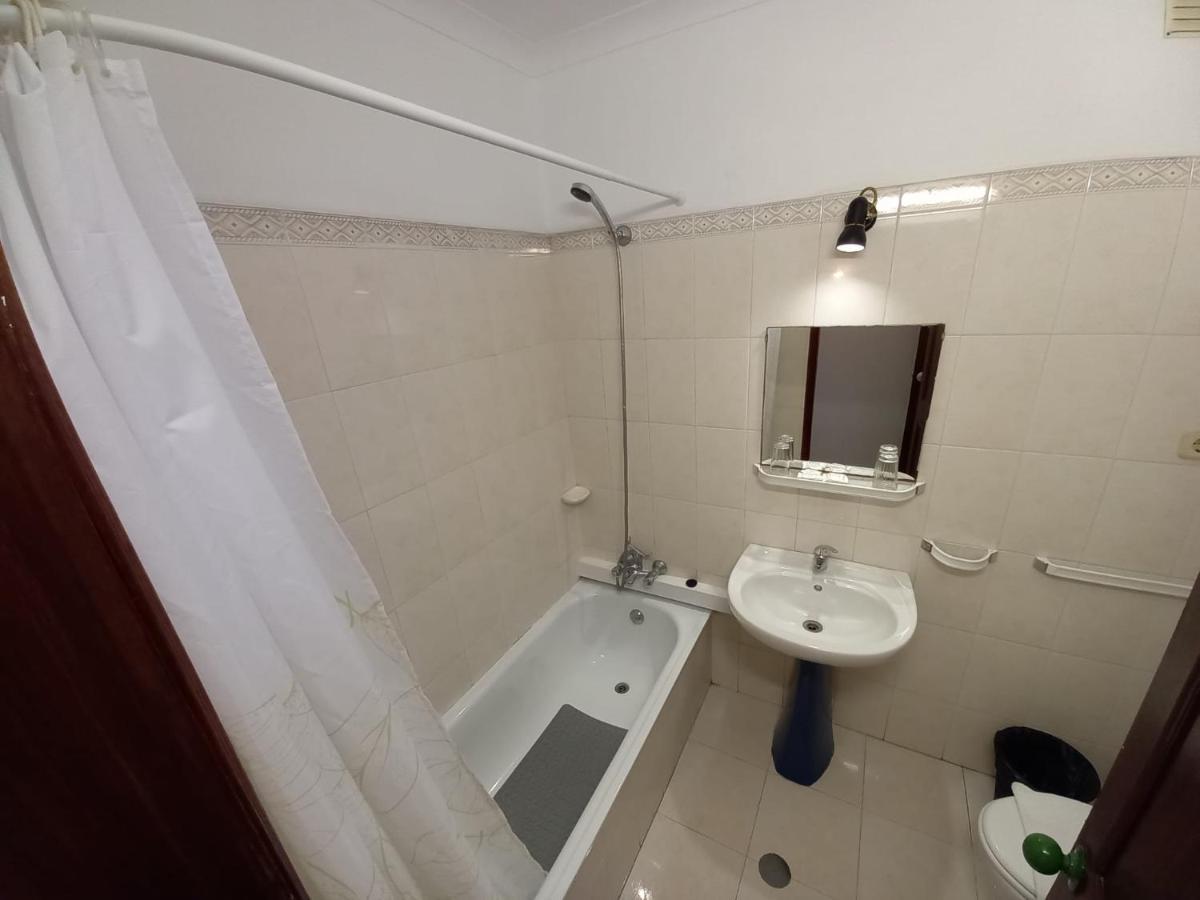 Dbv Hostal
