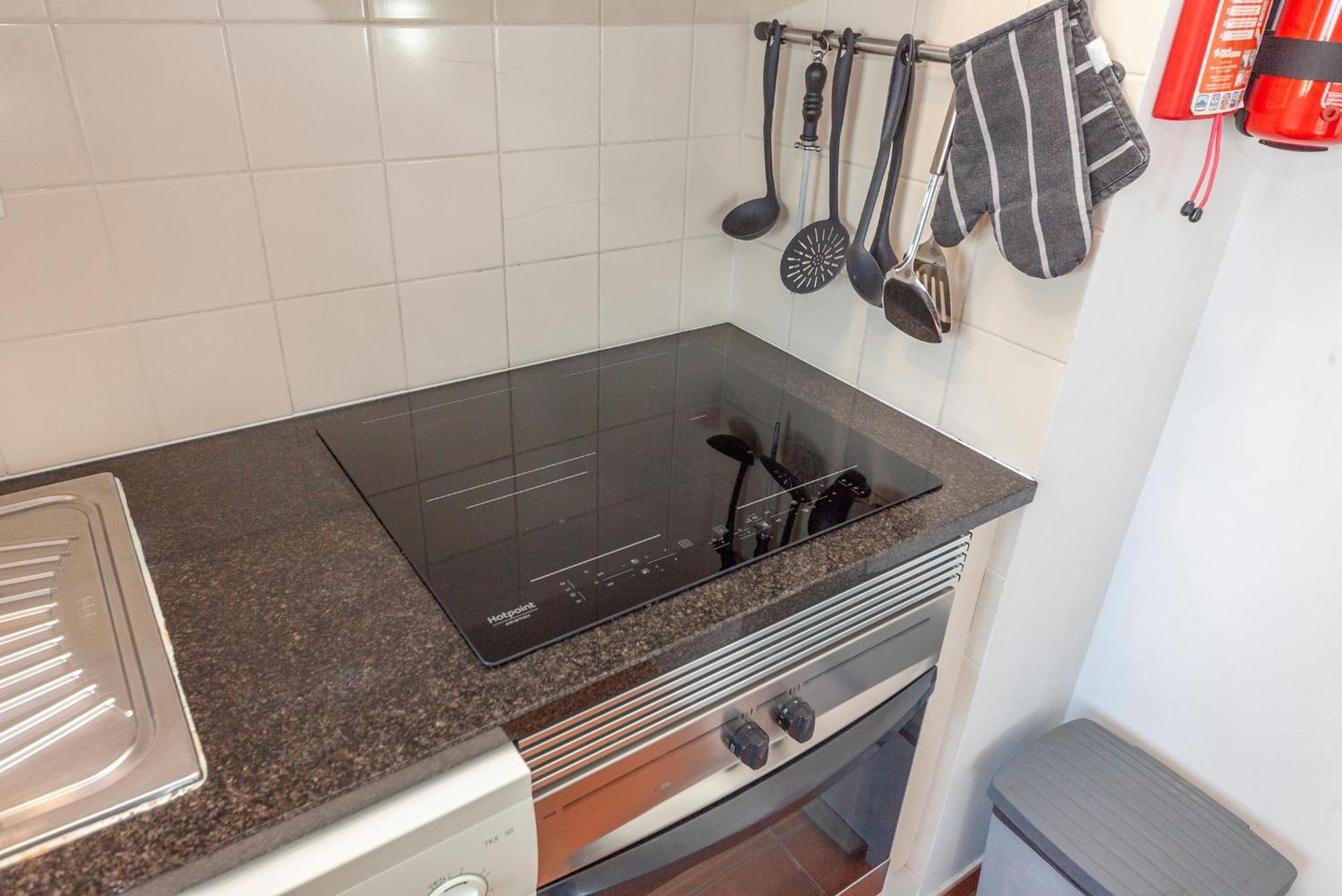 A21 - 1 Bed In Marinapark Apartment *