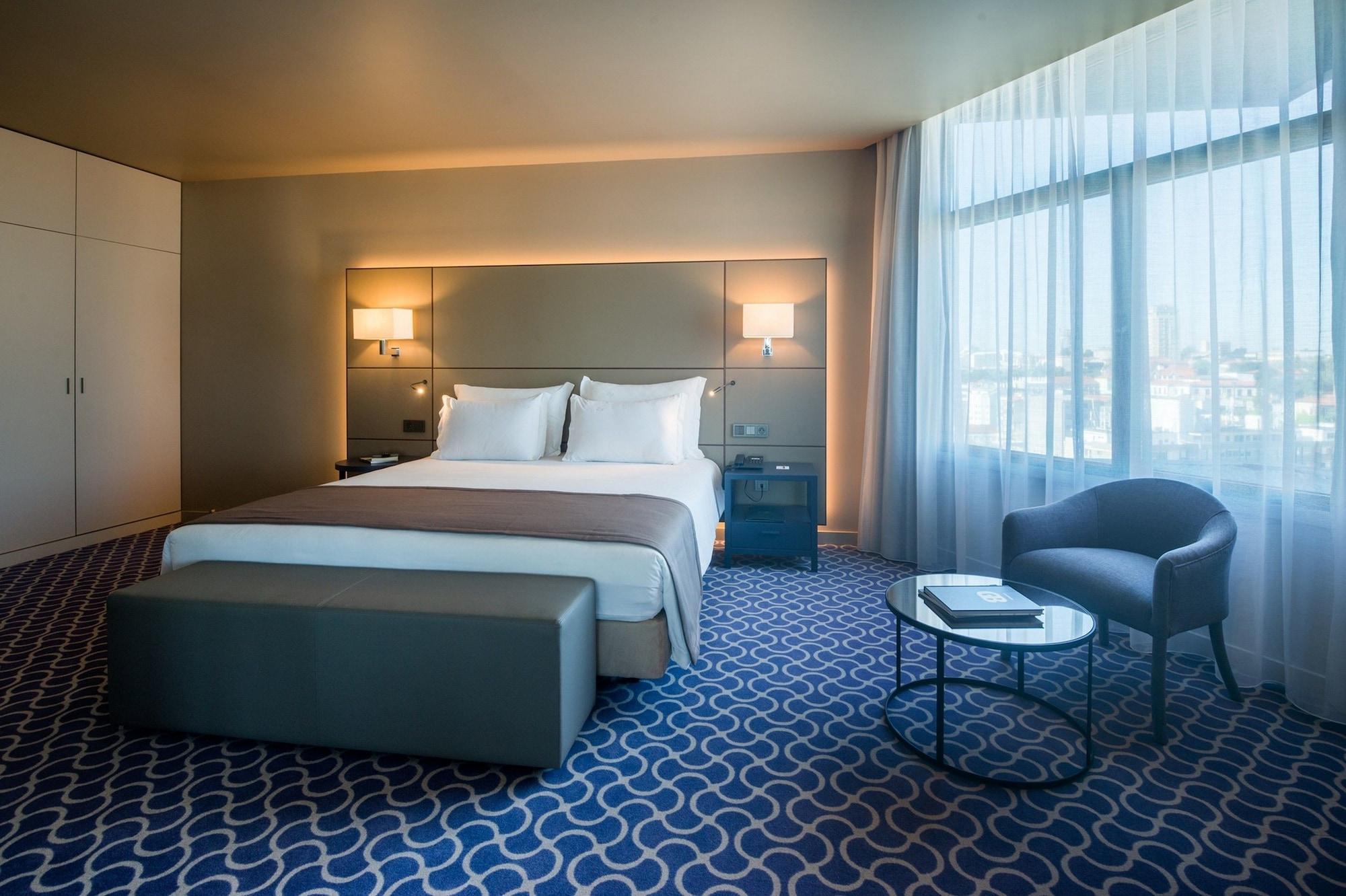 Dom Henrique - Downtown Hotel Oporto