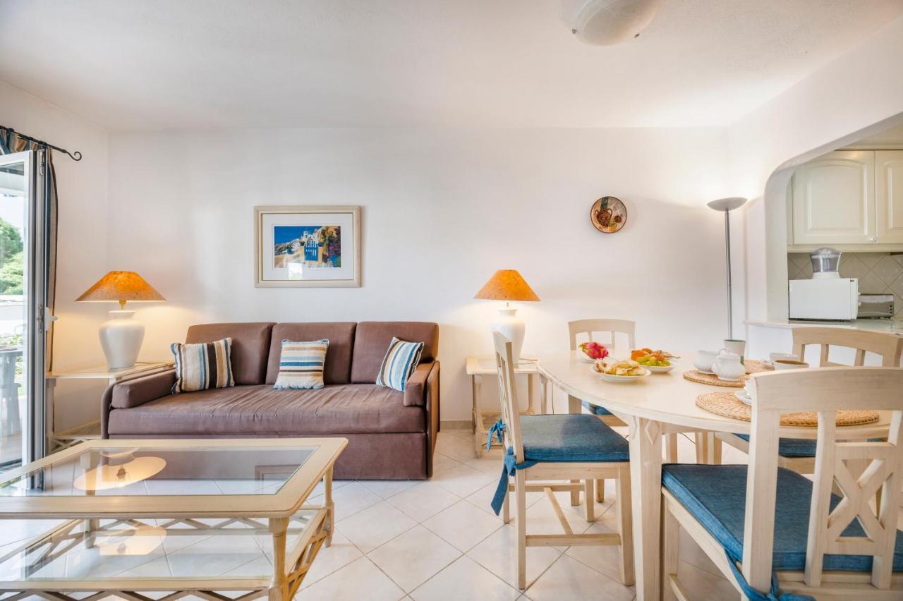 Family Holidays @ Balaia 143 Apartamento