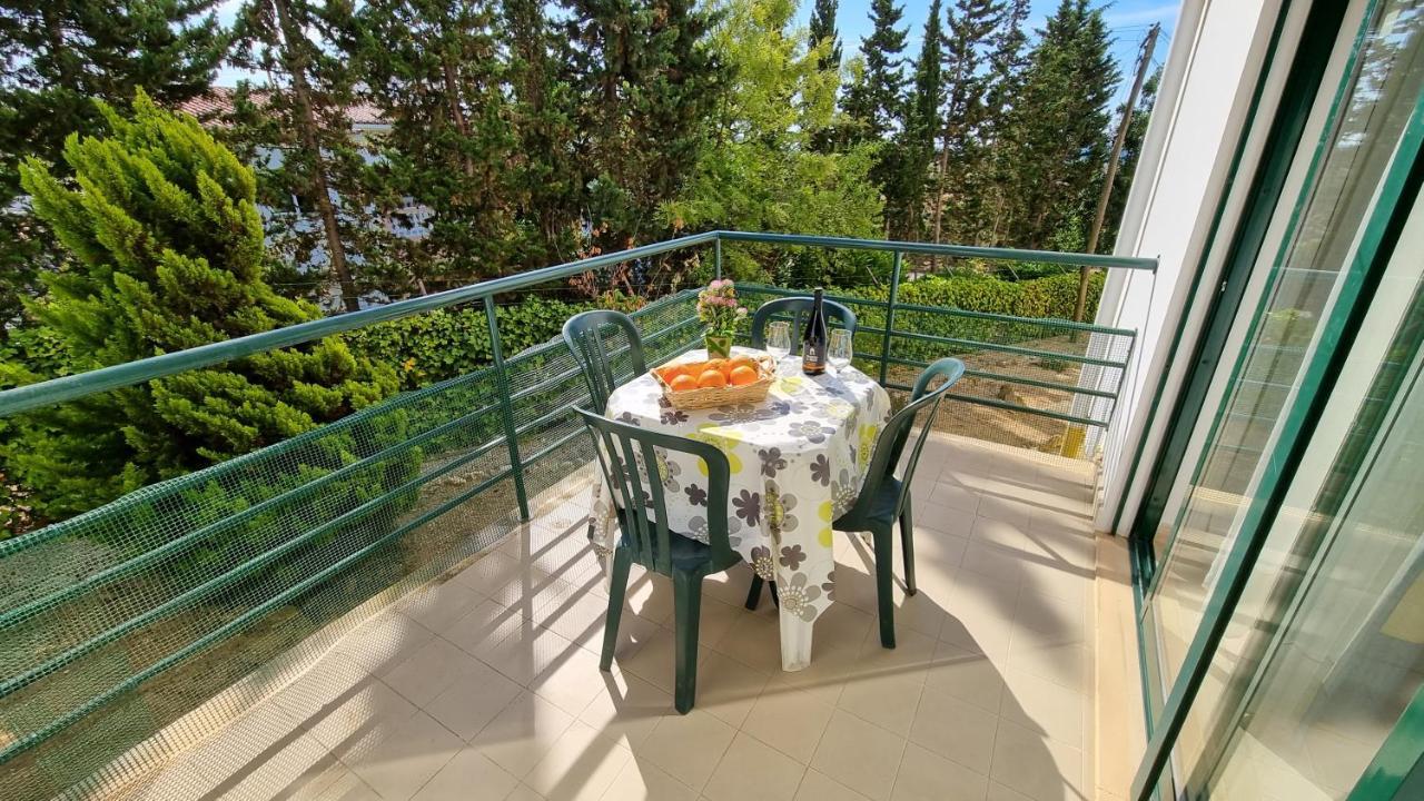 Meia Apartment