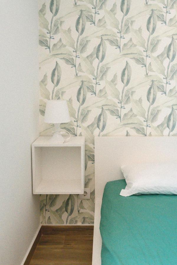 Hostal Bay *