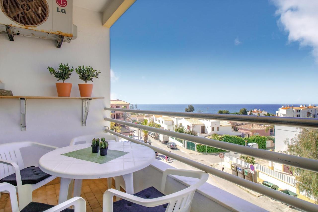 #005 Foxy B By Holidays * Albufeira