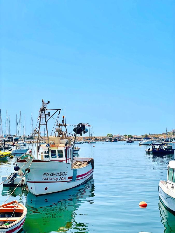 H&h Sea View Elegance: Modern Porto De Mos Apartment Lagos