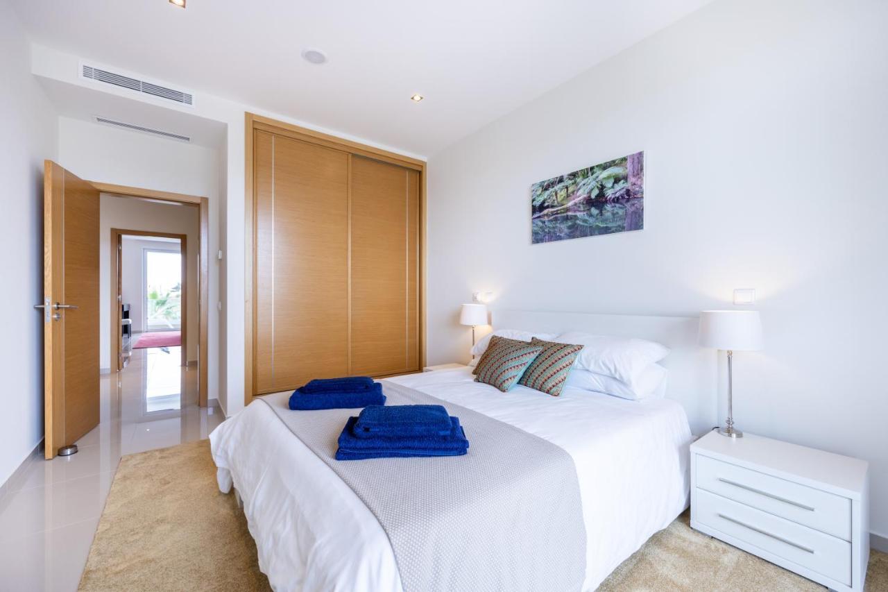 Coolhouses Algarve Lagos, 3 Bed Modern Flat, Outdoor, Indoor Pools&spa, à Vida Lagos