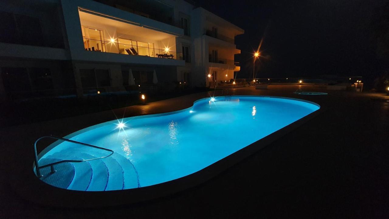 Coolhouses Algarve Lagos, 3 Bed Modern Flat, Outdoor, Indoor Pools&spa, à Vida Appartement *
