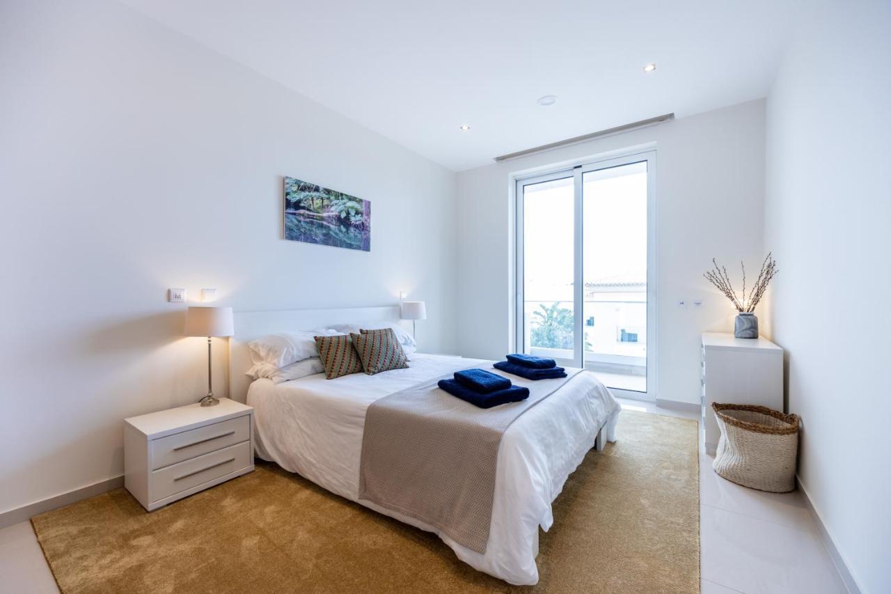Coolhouses Algarve Lagos, 3 Bed Modern Flat, Outdoor, Indoor Pools&spa, à Vida * Lagos