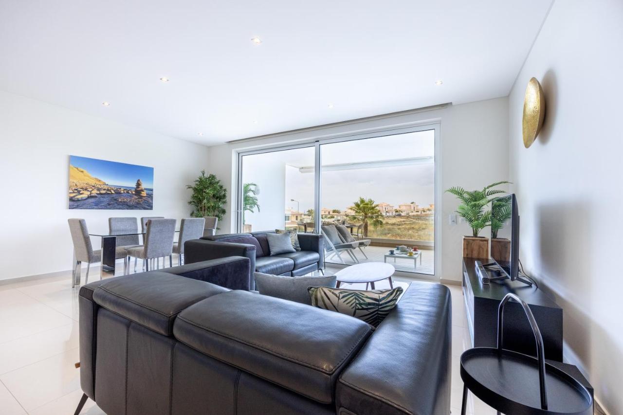 Coolhouses Algarve Lagos, 3 Bed Modern Flat, Outdoor, Indoor Pools&spa, à Vida *