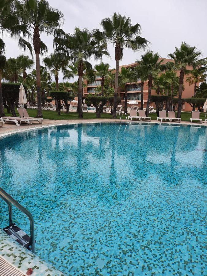 Apartment Salgados By The