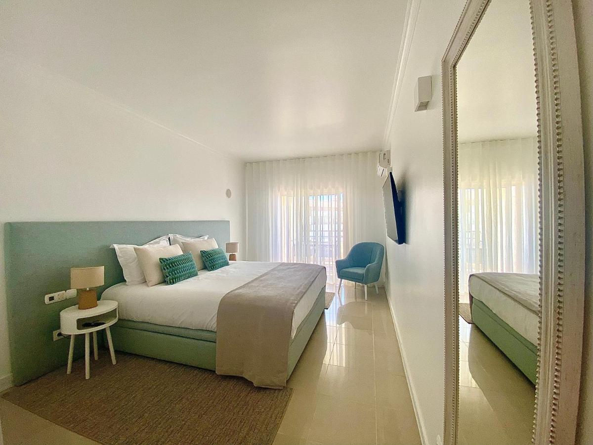 Sea Views Floor *