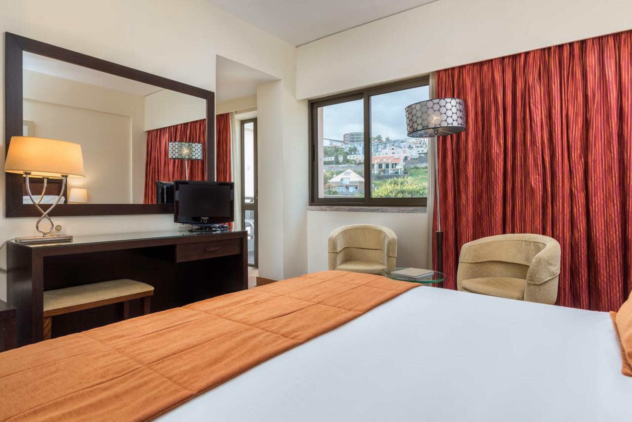 Tui Blue Gardens - Adults-only - Savoy Signature Hotel Funchal (Madeira)