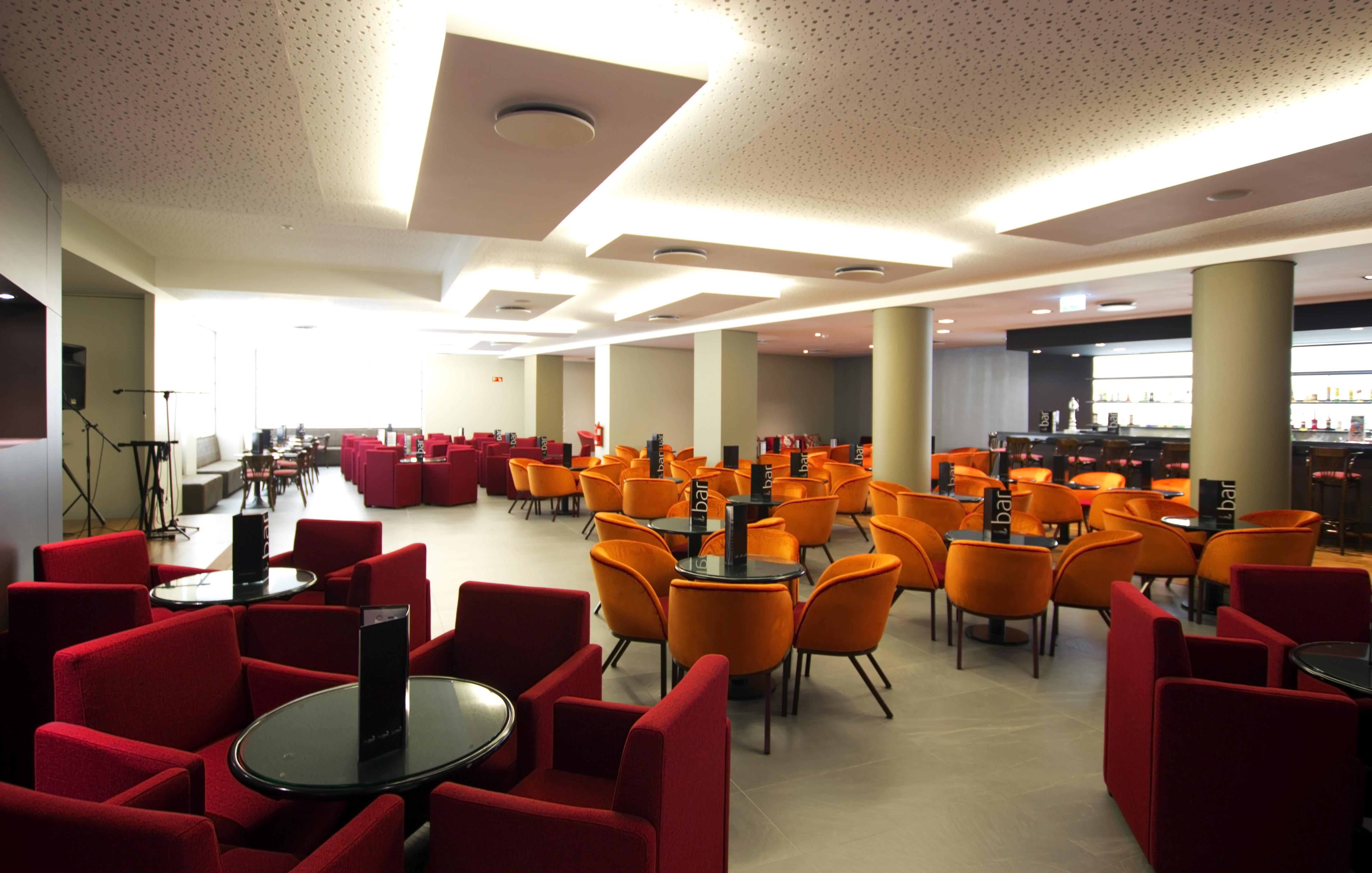 The Views Monumental 4*