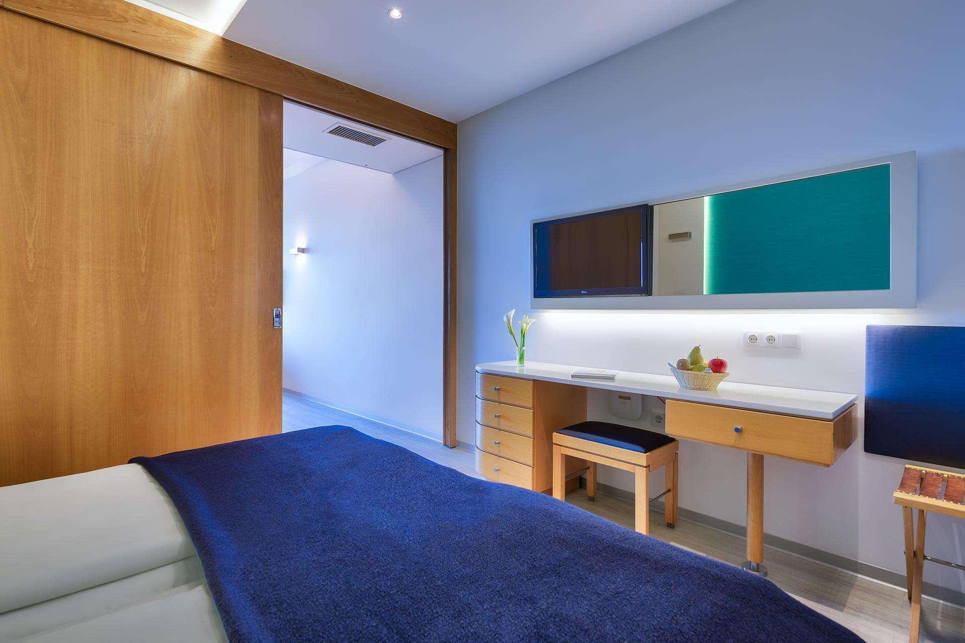 The Views Monumental Hotel 4*