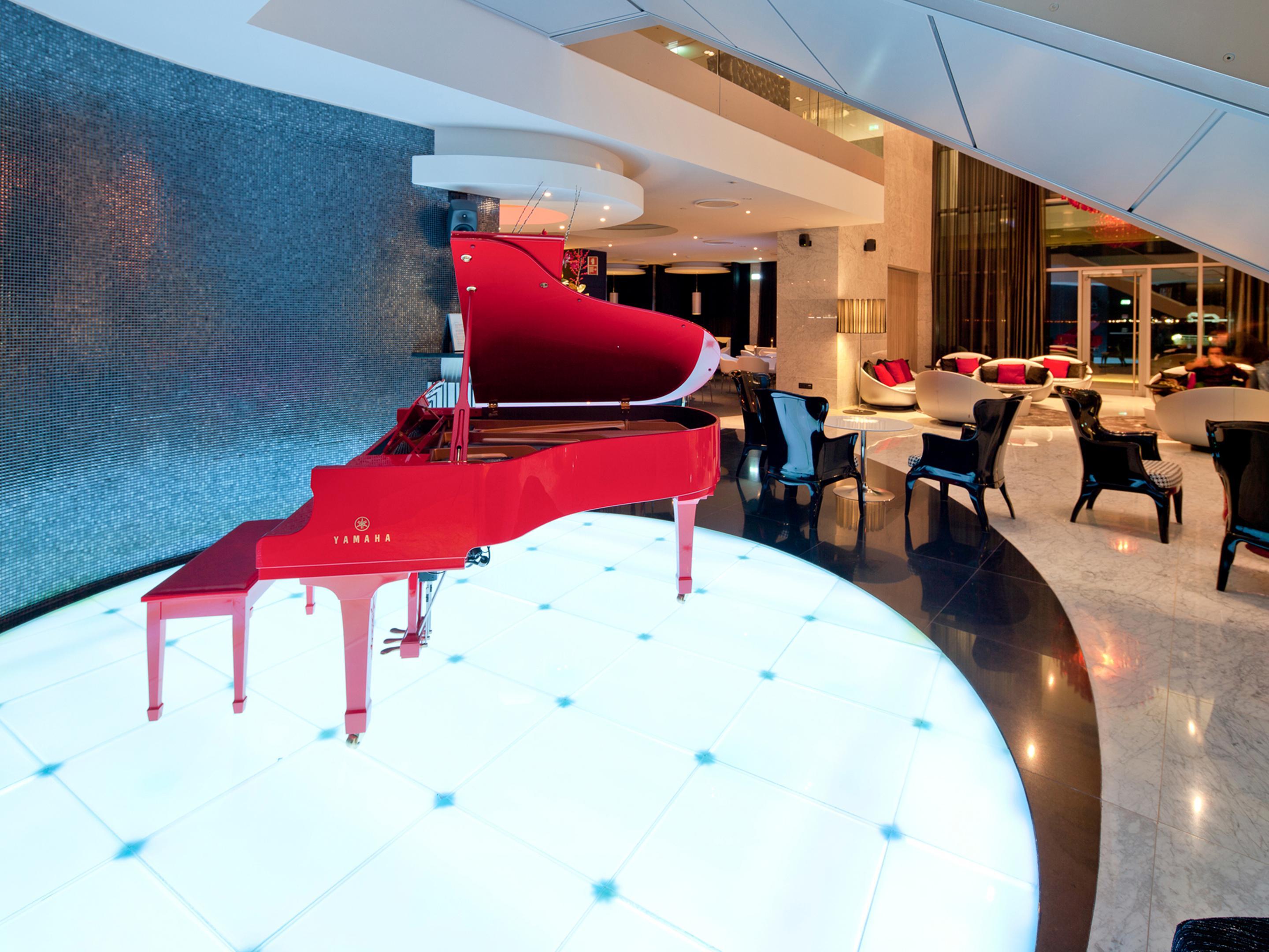 Myriad By Sana Hotel 5*