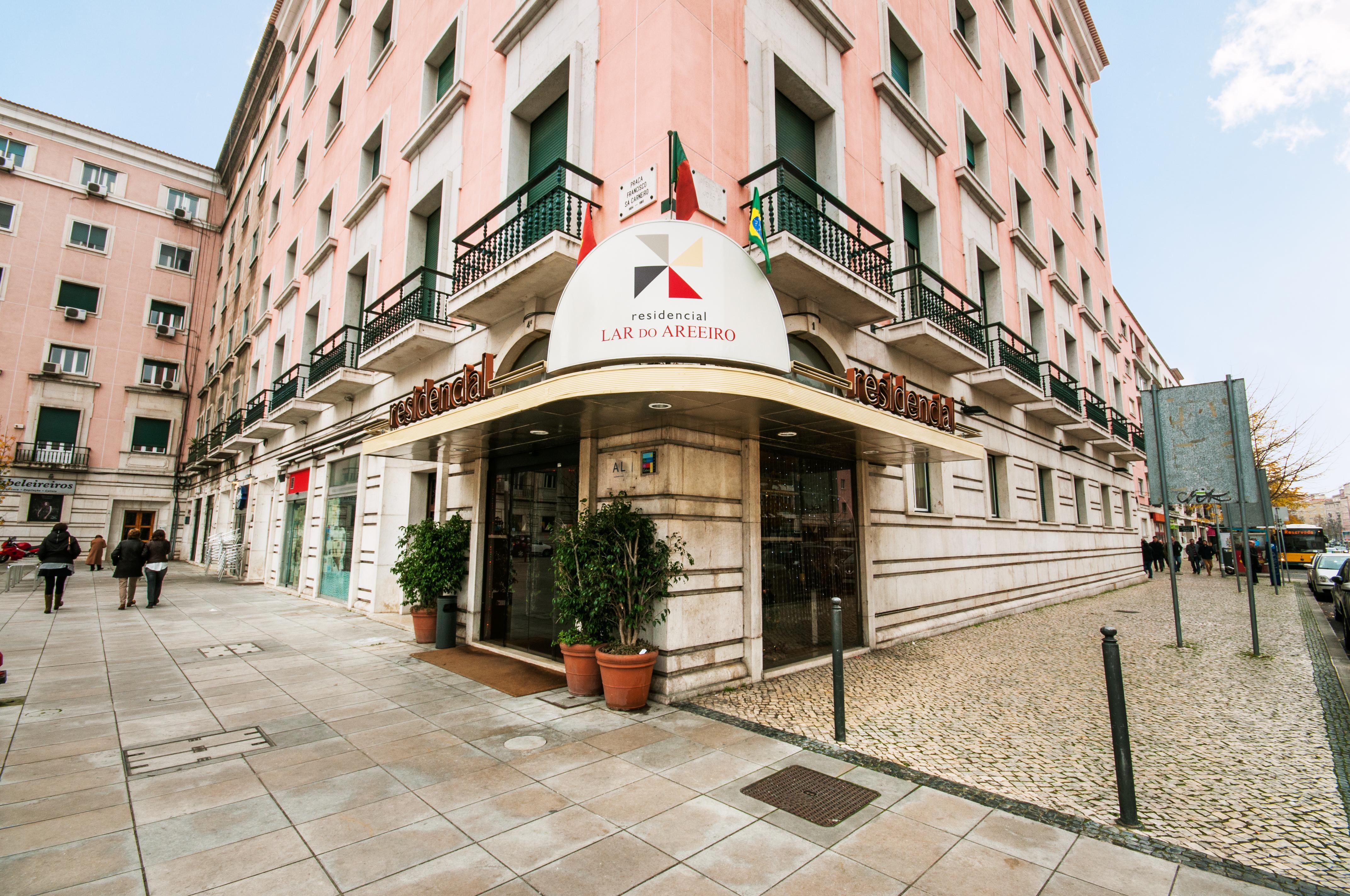 Residencial Do Areeiro Guest house