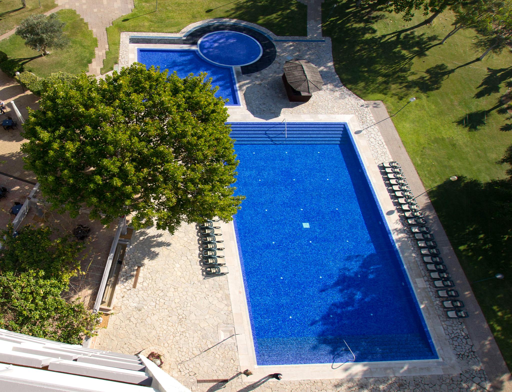 Dom Pedro Hotel 4*