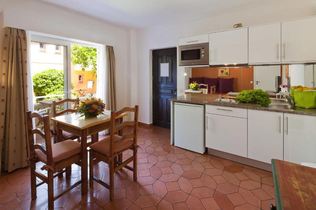 Costa D'oiro Ambiance Village Hotel