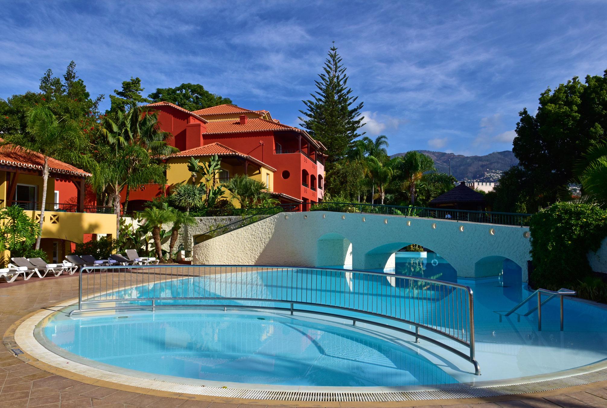Pestana Village Garden 4*