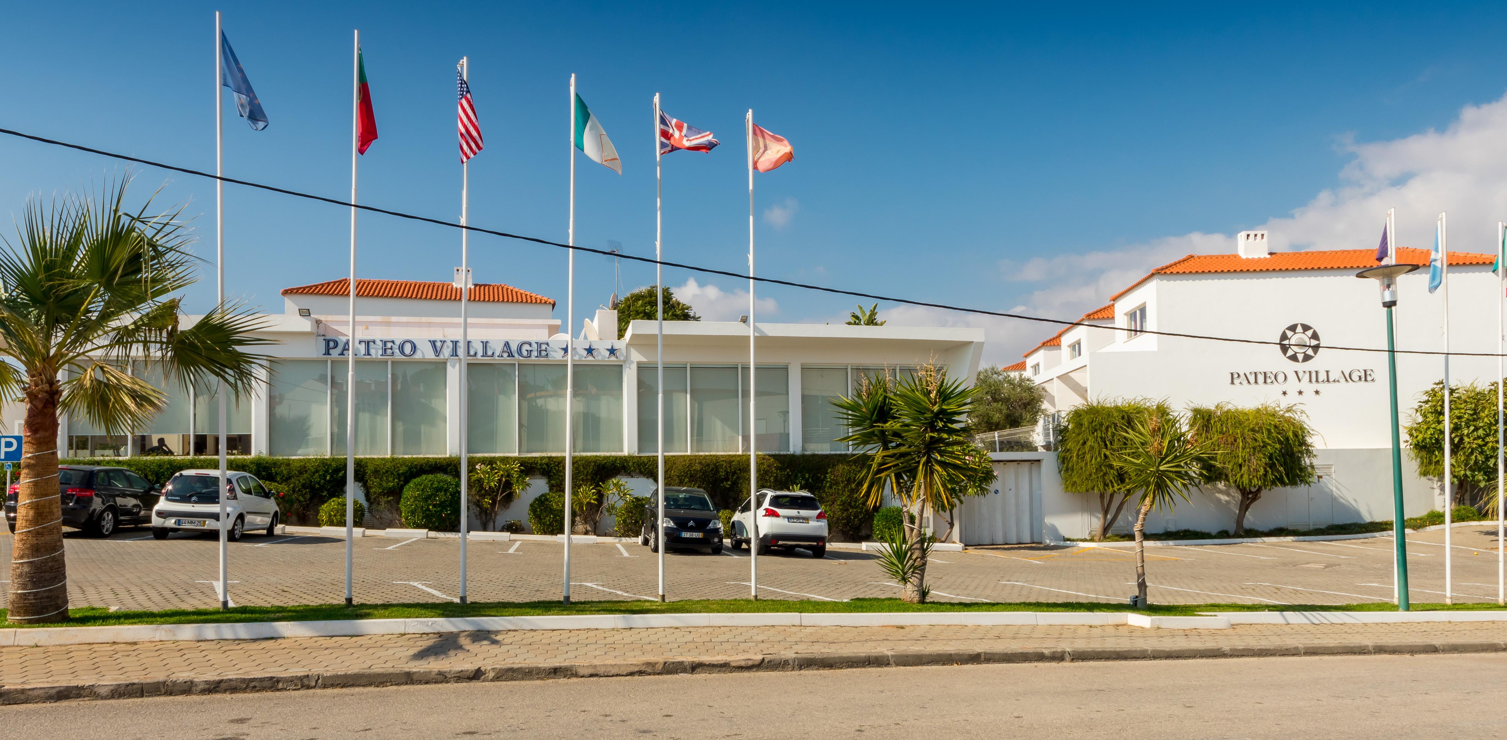 Apartahotel Pateo Village 3*