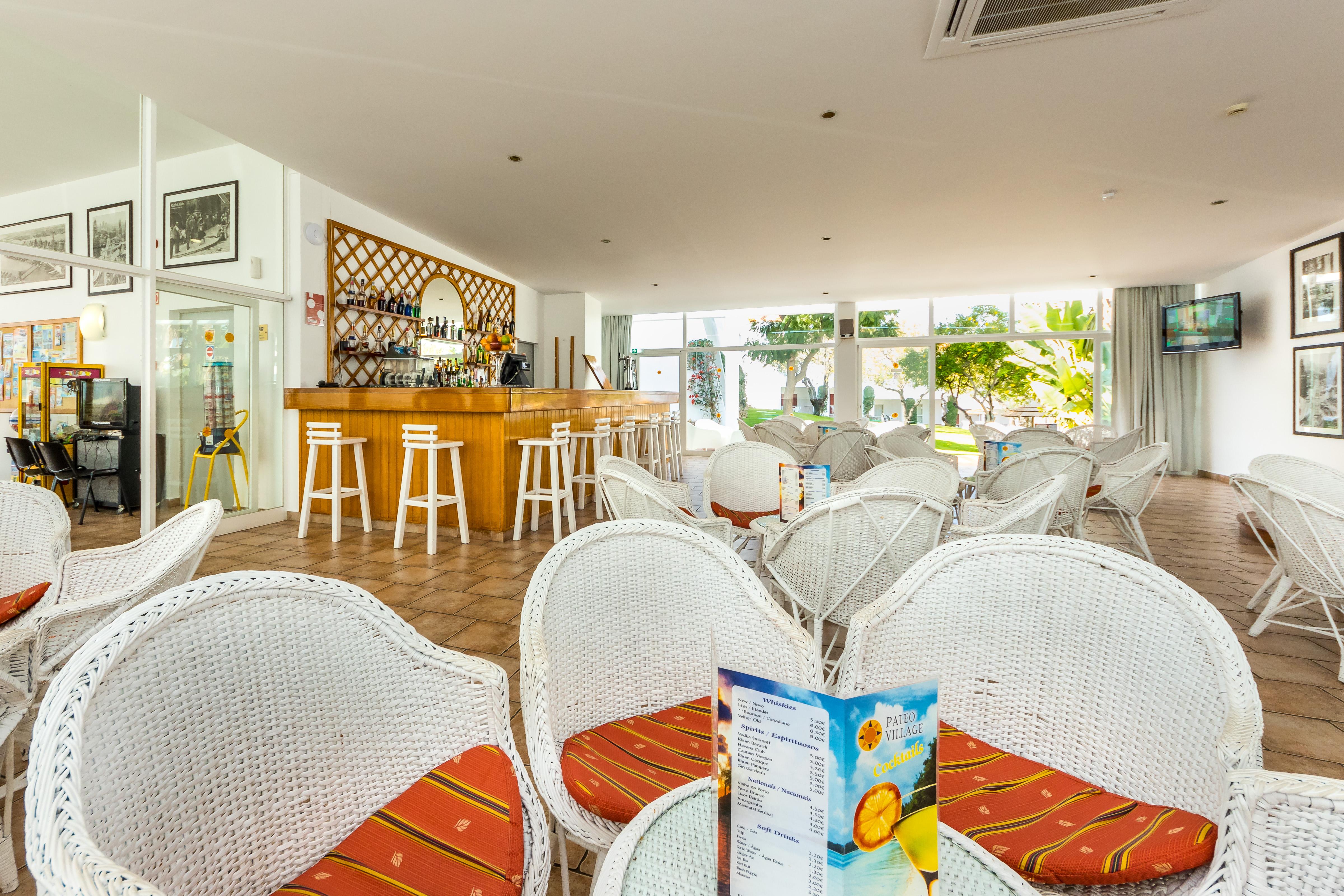 Apartahotel Pateo Village